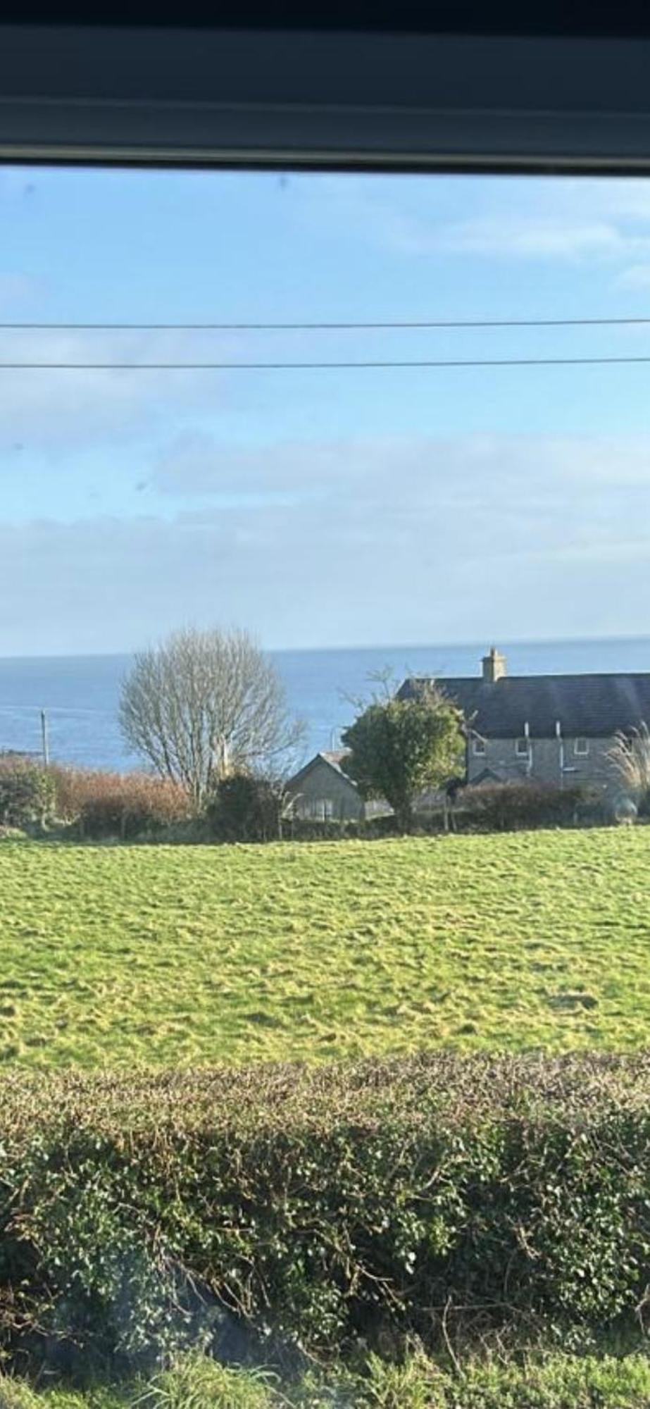 Cosy Cottage With Sea & Mountain Views Carnlough Buitenkant foto