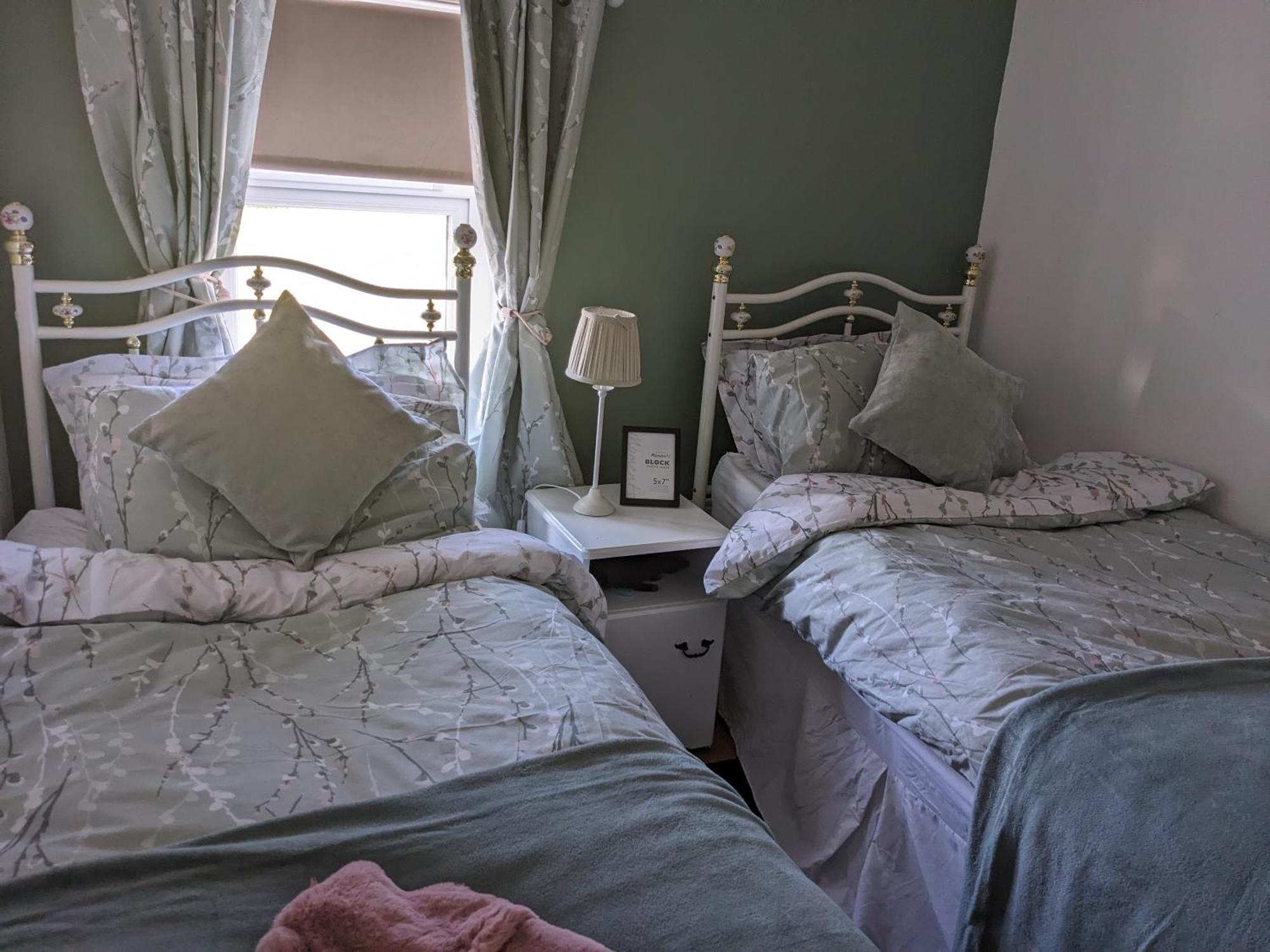 Cosy Cottage With Sea & Mountain Views Carnlough Buitenkant foto